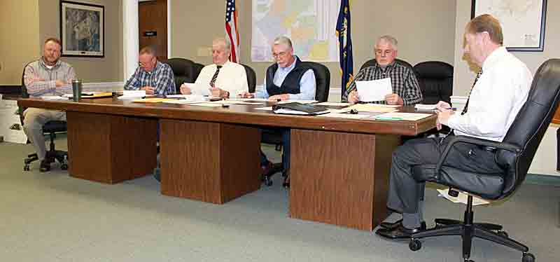 Transportation officials discuss secondary road funds with Nelson