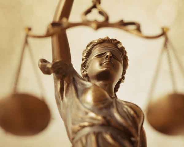 Report: Special prosecutor named to investigate Rogers, Ballard, Ellis cases