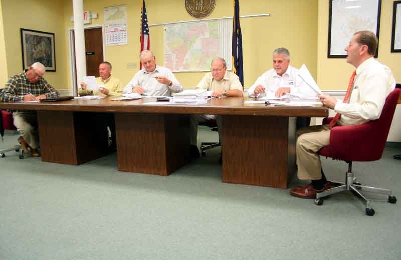 Judge gives fiscal court its first look at county’s new $20.4 million budget