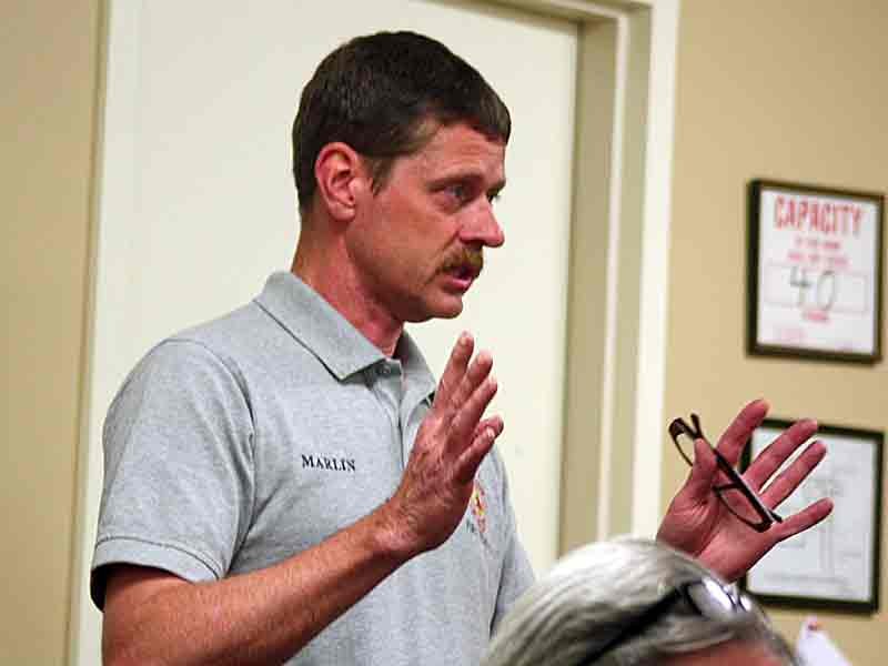 Howard resigns as fire chief after policy disagreement with mayor