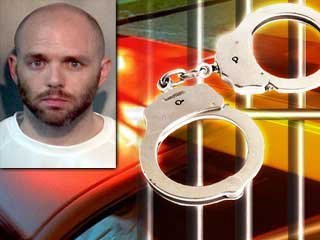 Customers pursue, tackle suspected shoplifter after he runs from store