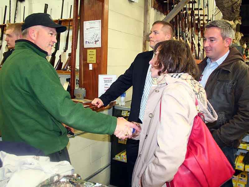 GOP candidates visit, try out Ky. Gun Co.’s new indoor gun range