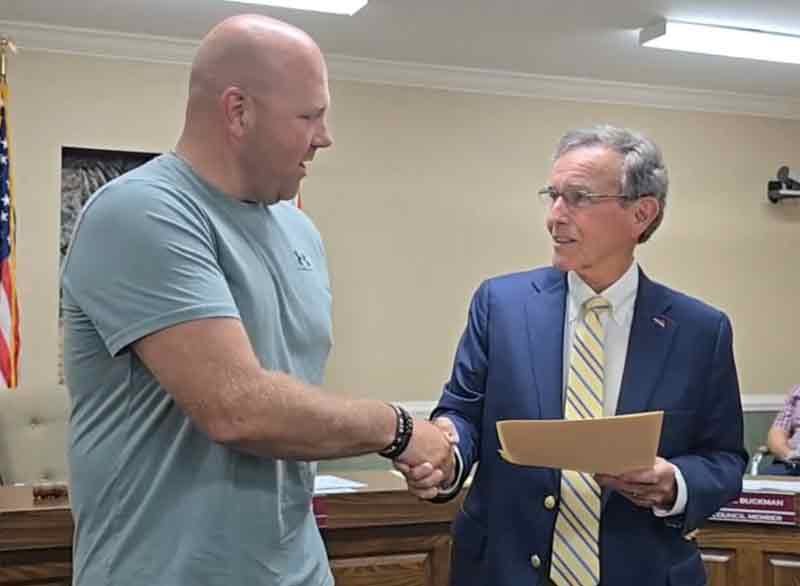 Retiring firefighter, Miss Kentucky Teen honored at council meeting